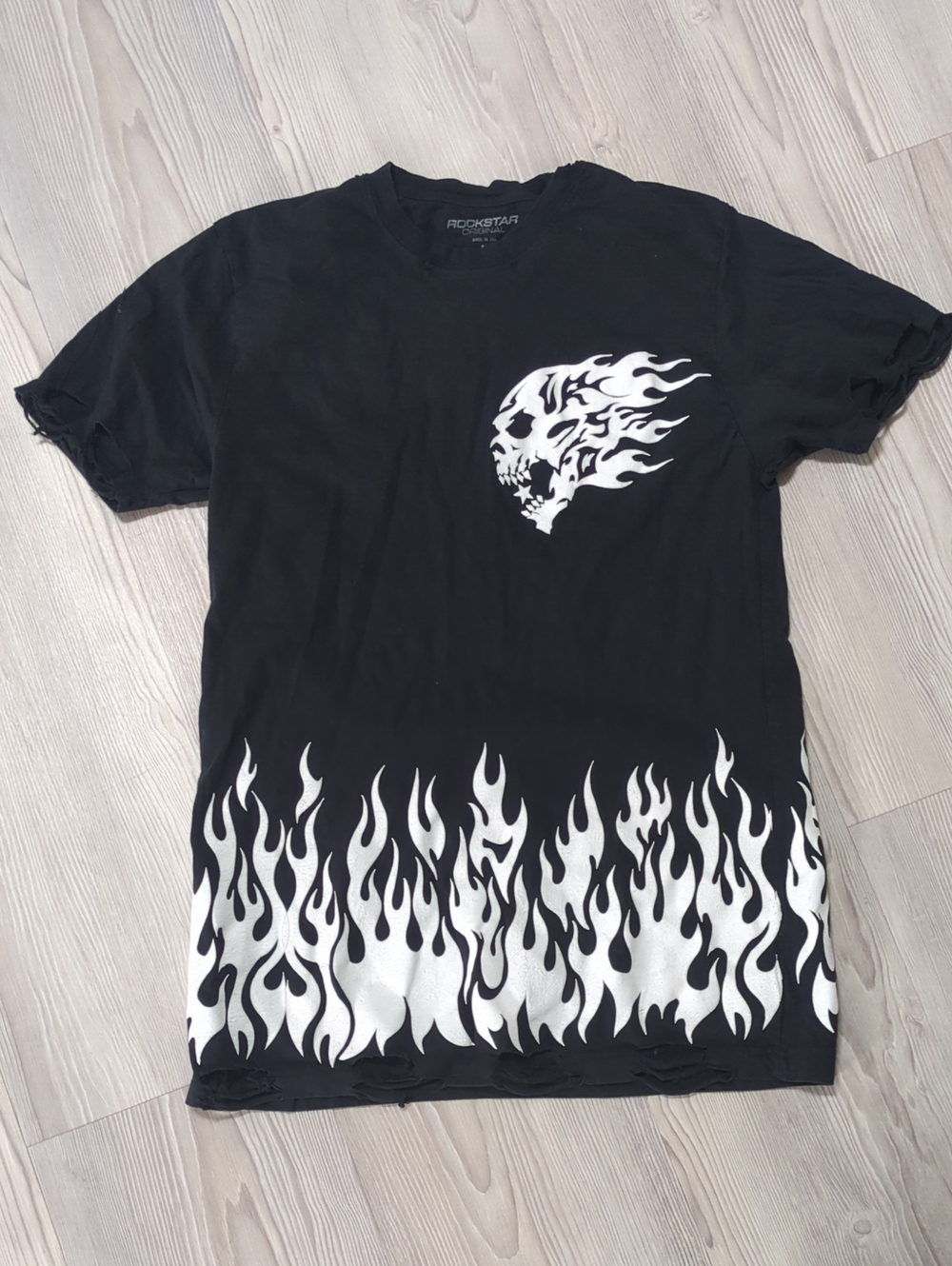 Rockstar Original Womens M Skull Flame Distressed Y2K Grunge Tee USA